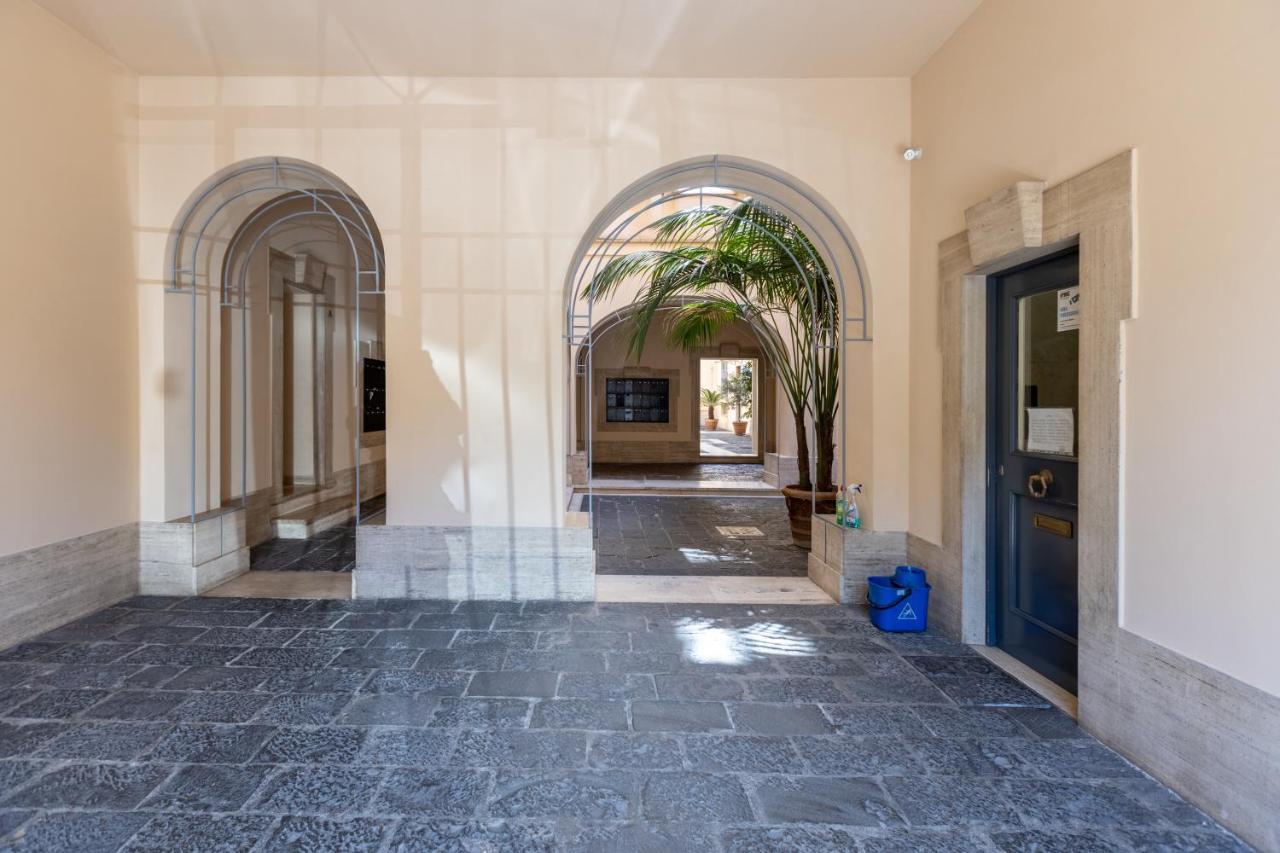 Vg Fori Imperiali 5 Stelle Appartamento Elegante Рим Экстерьер фото